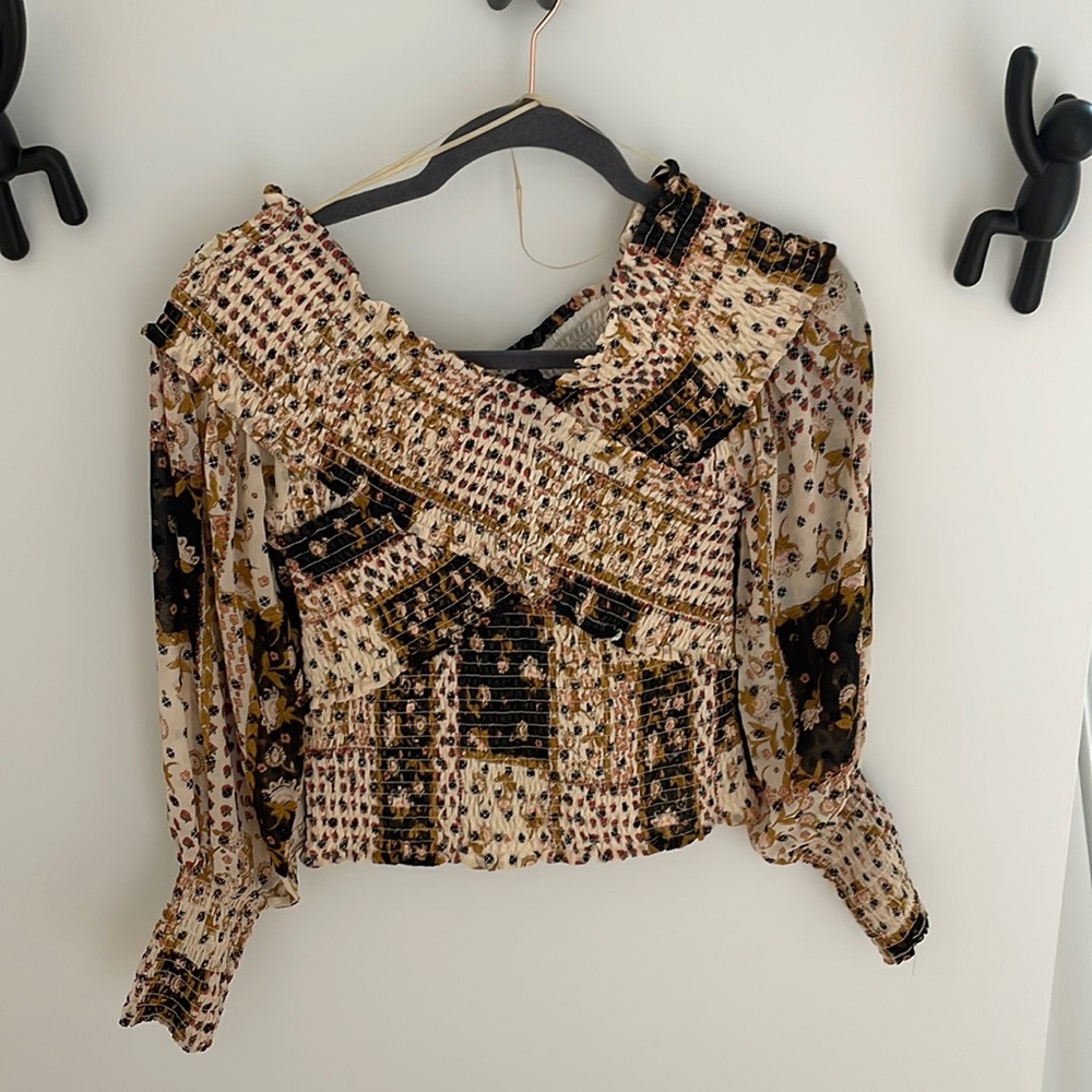 NWOT bb Dakota top